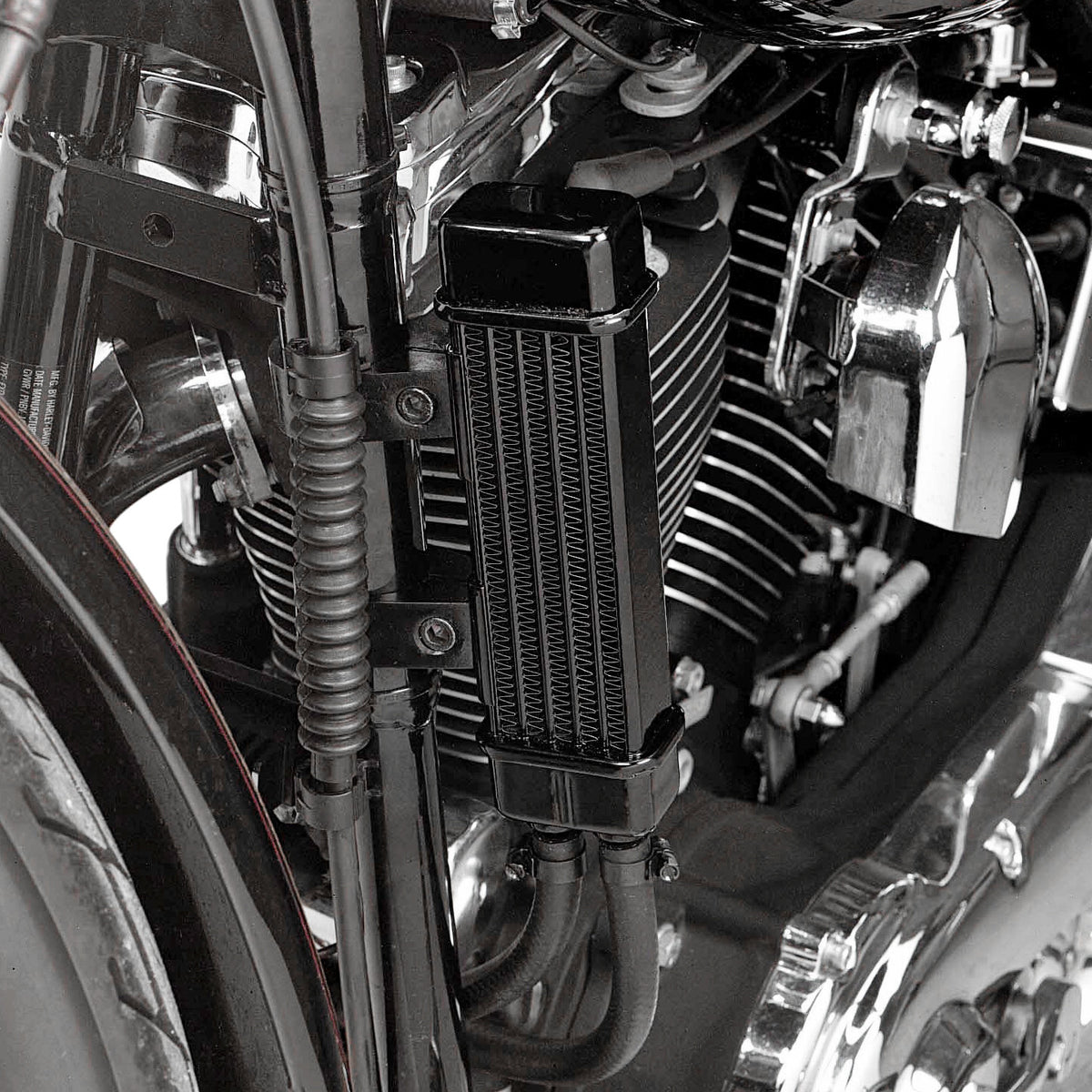 SlimLine Oil Cooler System for H-D M-8