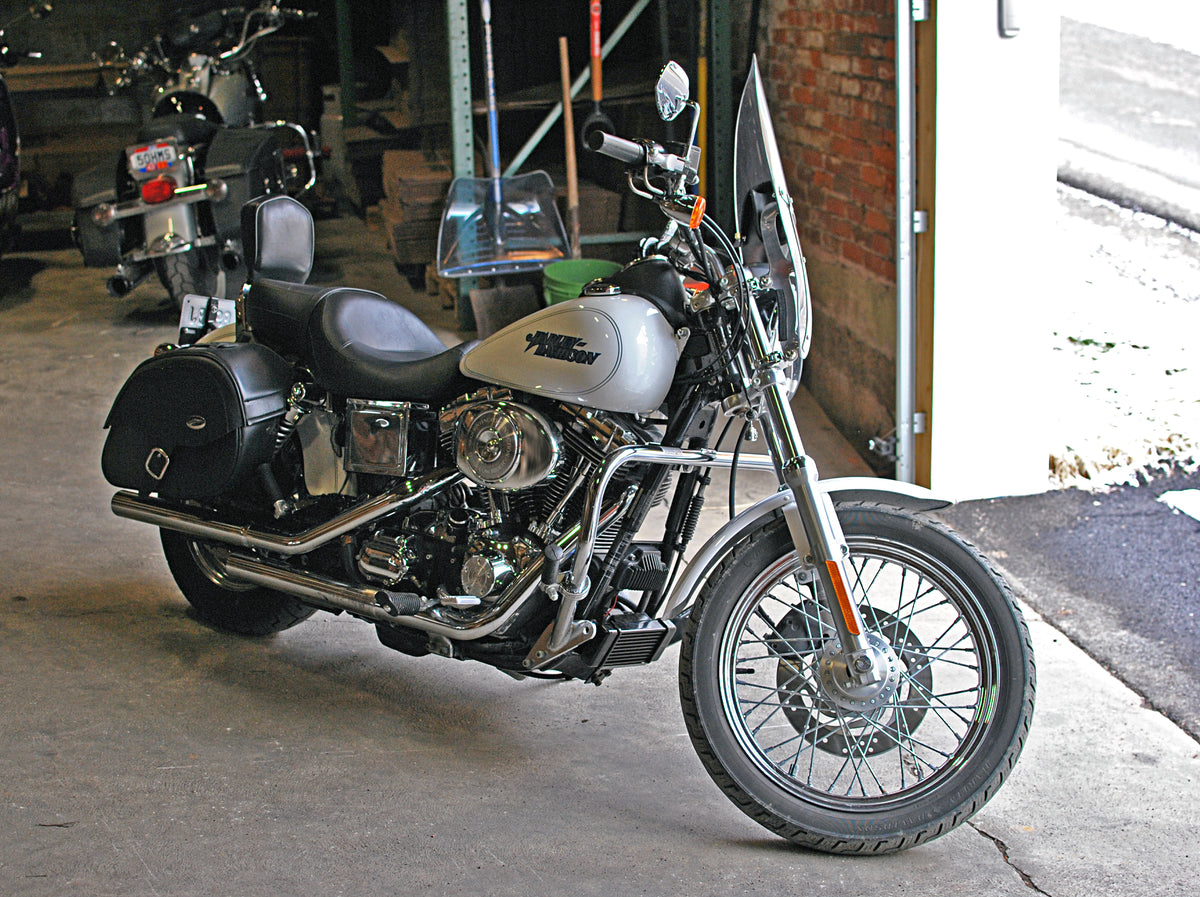 Fan-assisted LowMount 10-row Oil Cooler System
