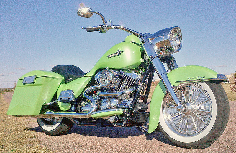 Fan-assisted LowMount 10-row Oil Cooler System